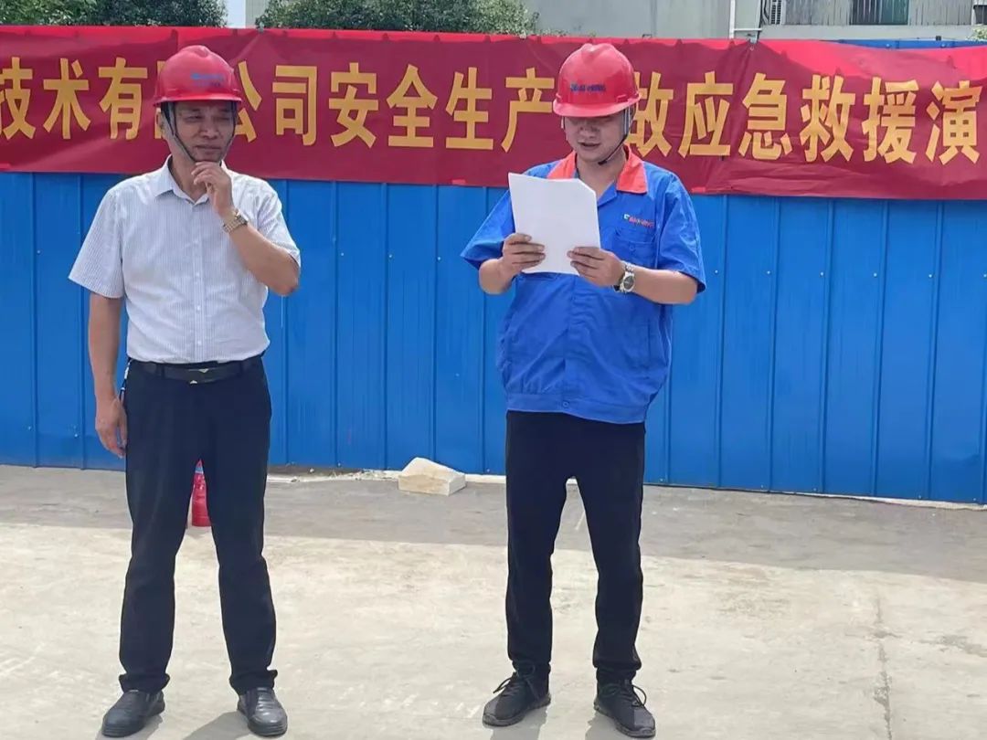 指揮長端義金（左）、副指揮長楊祥仁（右）